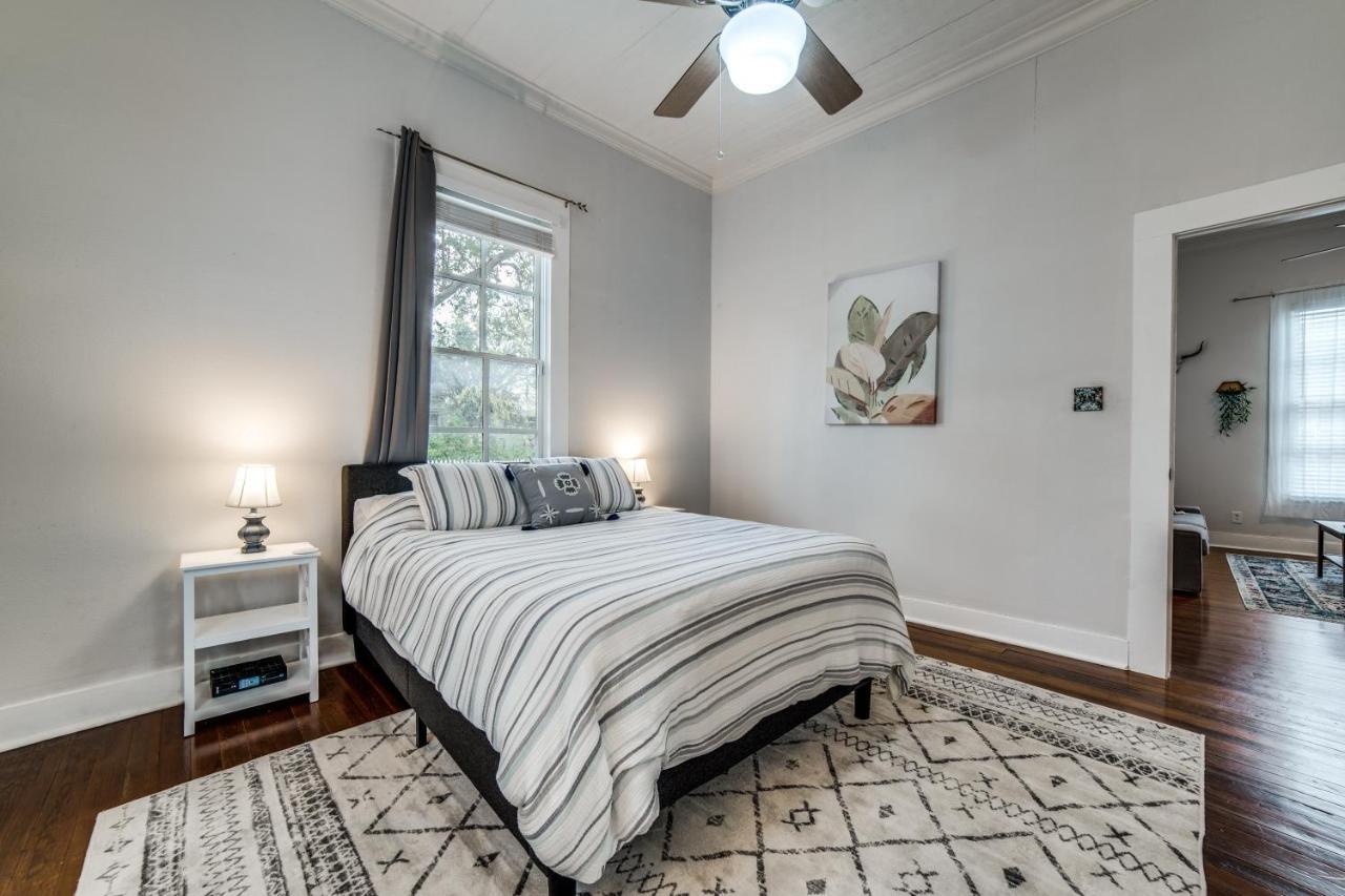 Downtown Historic 2Bdrm, Walk To Riverwalk, Alamo; Beautifully Renovated! San Antonio Buitenkant foto
