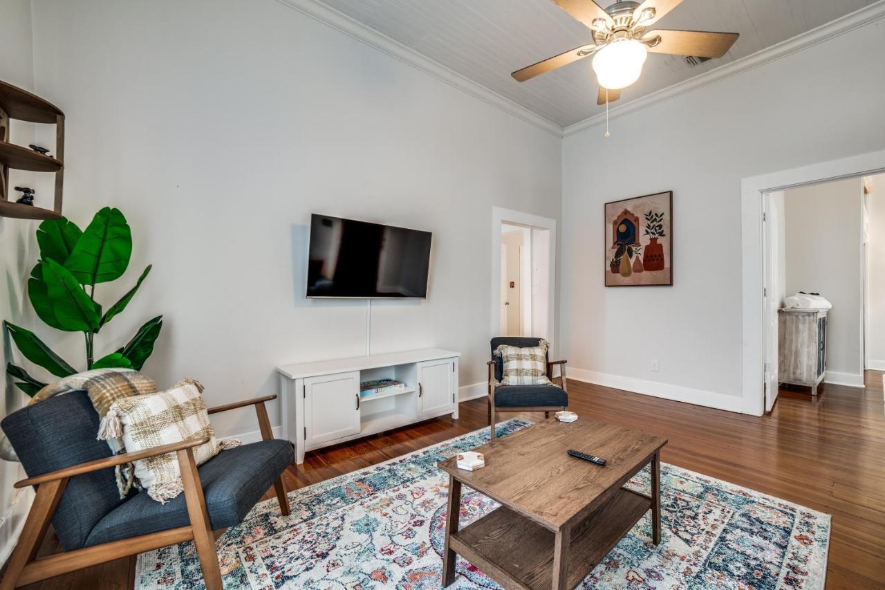 Downtown Historic 2Bdrm, Walk To Riverwalk, Alamo; Beautifully Renovated! San Antonio Buitenkant foto